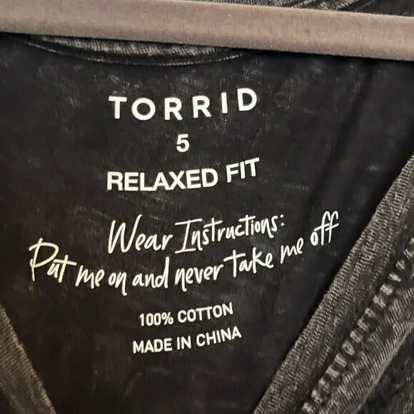 Torrid Size 5xl Skull Graphic Mineral Wash Black Tee - Picture 7 of 8